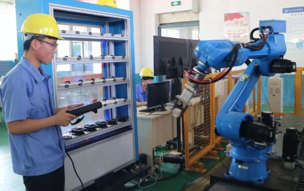 �����������չʾ