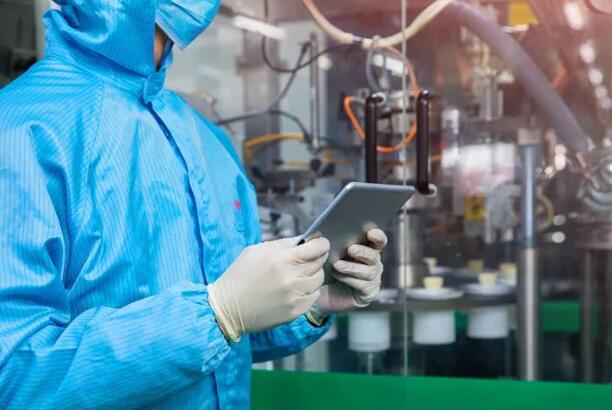 鼓勵(lì)企業(yè)與技工院校共同培養(yǎng)學(xué)徒 鼓勵(lì)企業(yè)與技工院校共同培養(yǎng)學(xué)徒