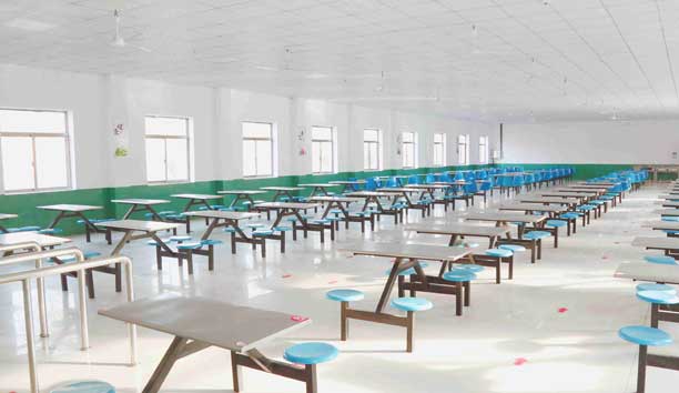 山東智博威技工學校食堂.jpg 山東智博威技工學校食堂.jpg