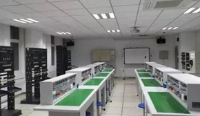 計(jì)算機(jī)電工電子實(shí)訓(xùn)室