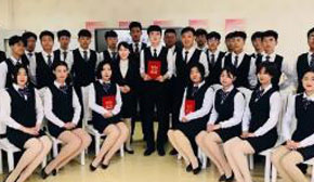 酒店管理專業(yè)學(xué)生